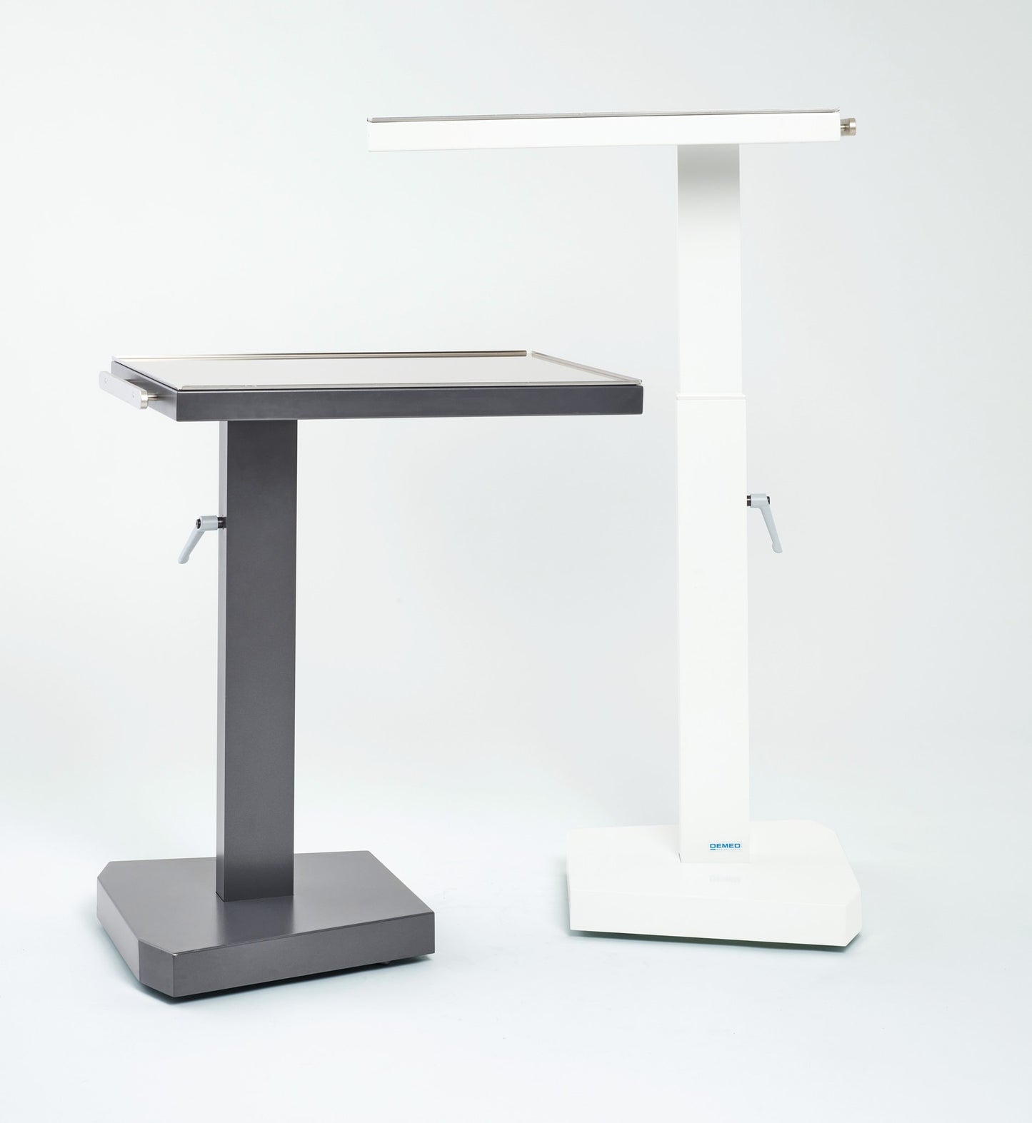 Fahrbarer Instrumententisch I3 – Höhenverstellbar 78–120 cm